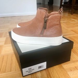 Tan Leather Cindy J/Slides